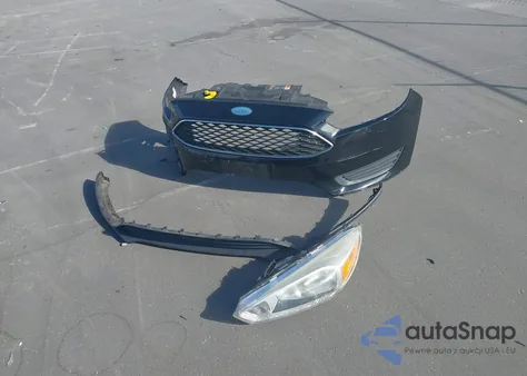 2016 Ford Focus S z USA, uszkodzony, nr VIN 1FADP3E25GL201335